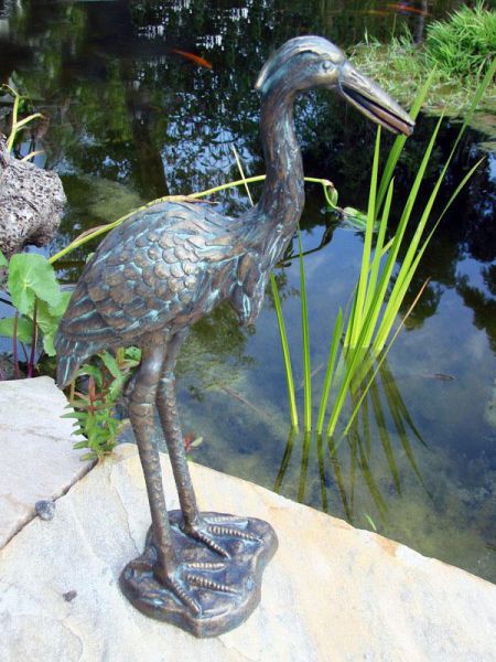 Bronze Reiher Paar Wasserspeier